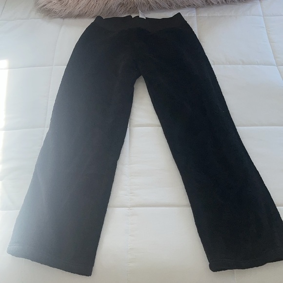 The North Face Women's Burgundy Puffer Vest 550 and cozy pants   size S - Picture 6 of 7